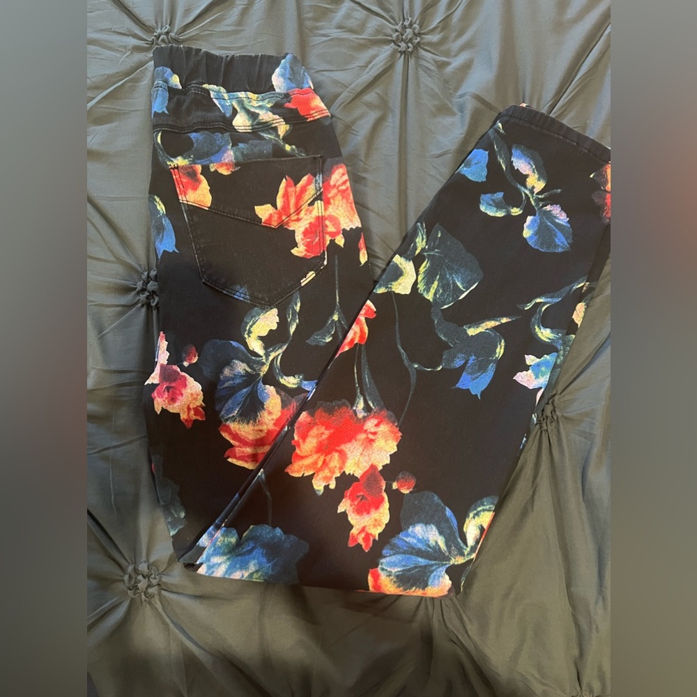 Denim Flowered Jean Jeggings